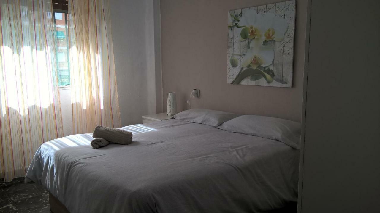 La Casita De Pepe - Piso Compartido Hotel Валенсия Екстериор снимка