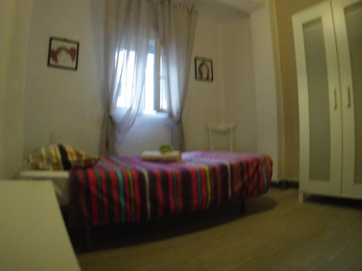 La Casita De Pepe - Piso Compartido Hotel Валенсия Екстериор снимка